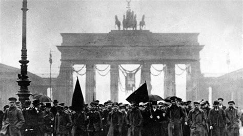 La Revolución de Noviembre; Una Historia de Desafío Imperial y Reformas Radicales en Alemania